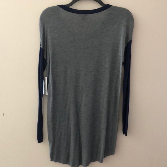a.n.a Women’s Top Navy Gray Size S New - Picture 6 of 7